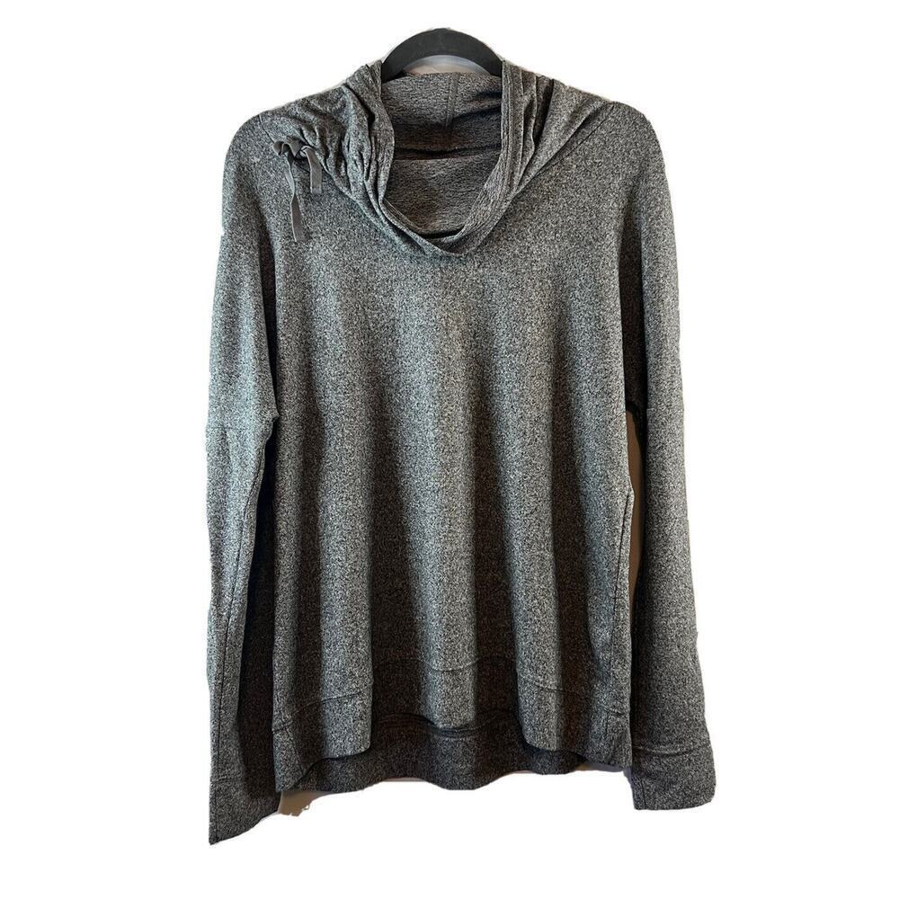 St. John Bay Womens Atheltic Pullover Sweater Size Large